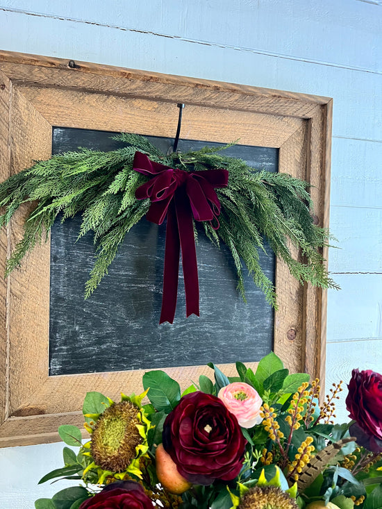 Tabletop/Mantle Cedar Swag