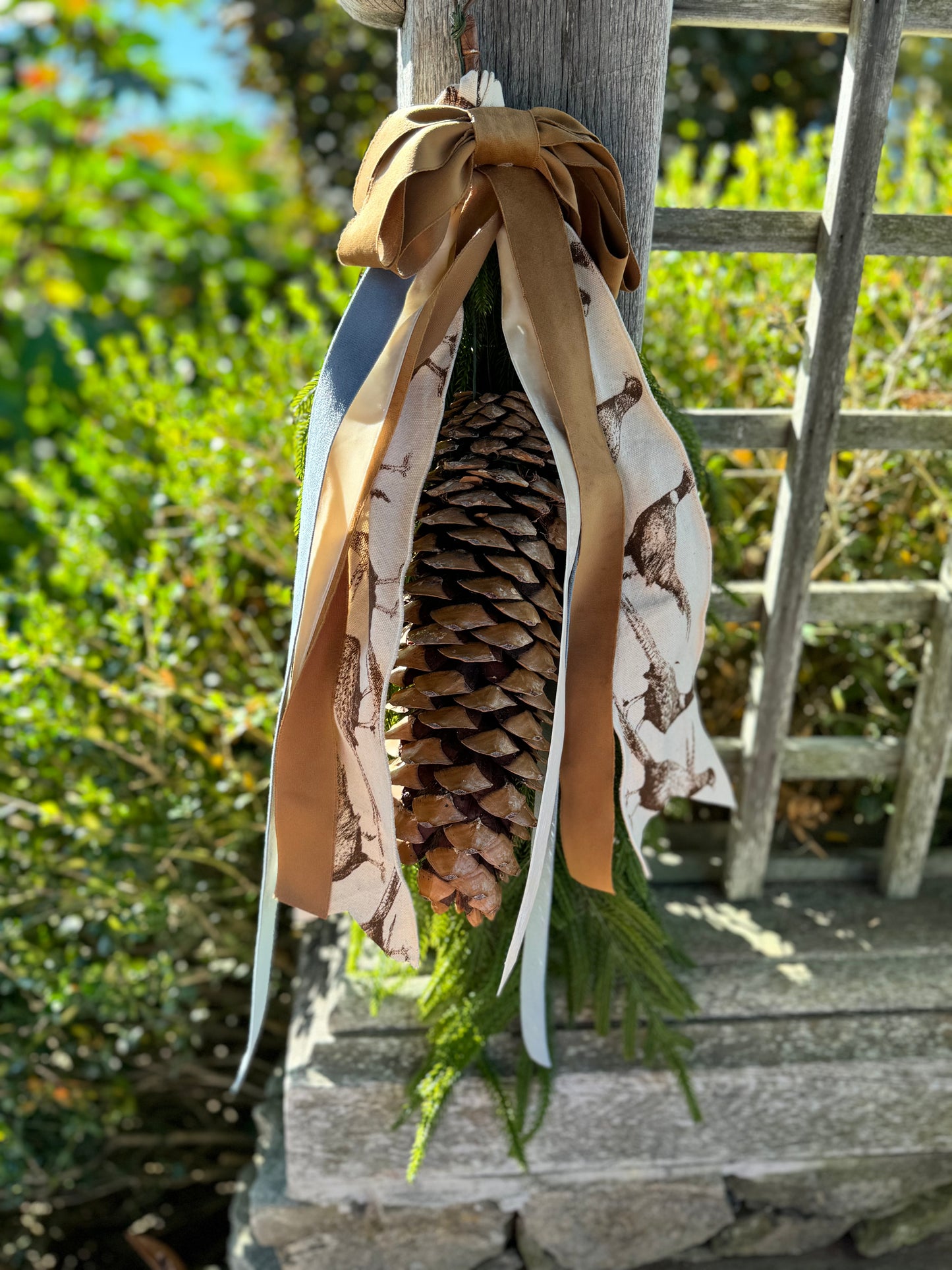 Pheasant Pinecone Swag