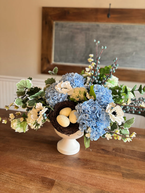 Nest & Hydrangea Centerpiece