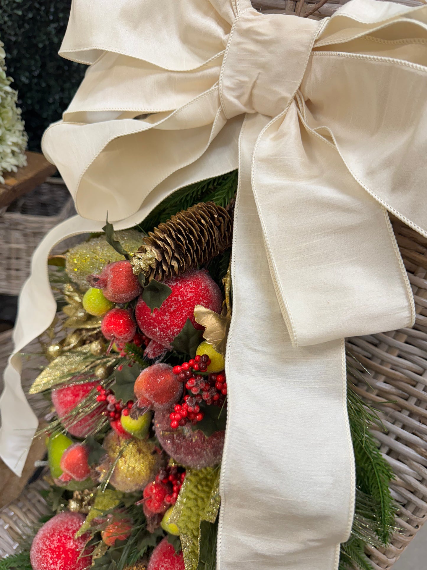 Colonial Williamsburg Sugared Fruit Swag