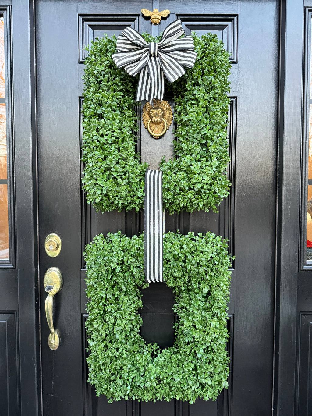 The Double Classic Boxwood Wreath – The Accidental Farmgirl Co