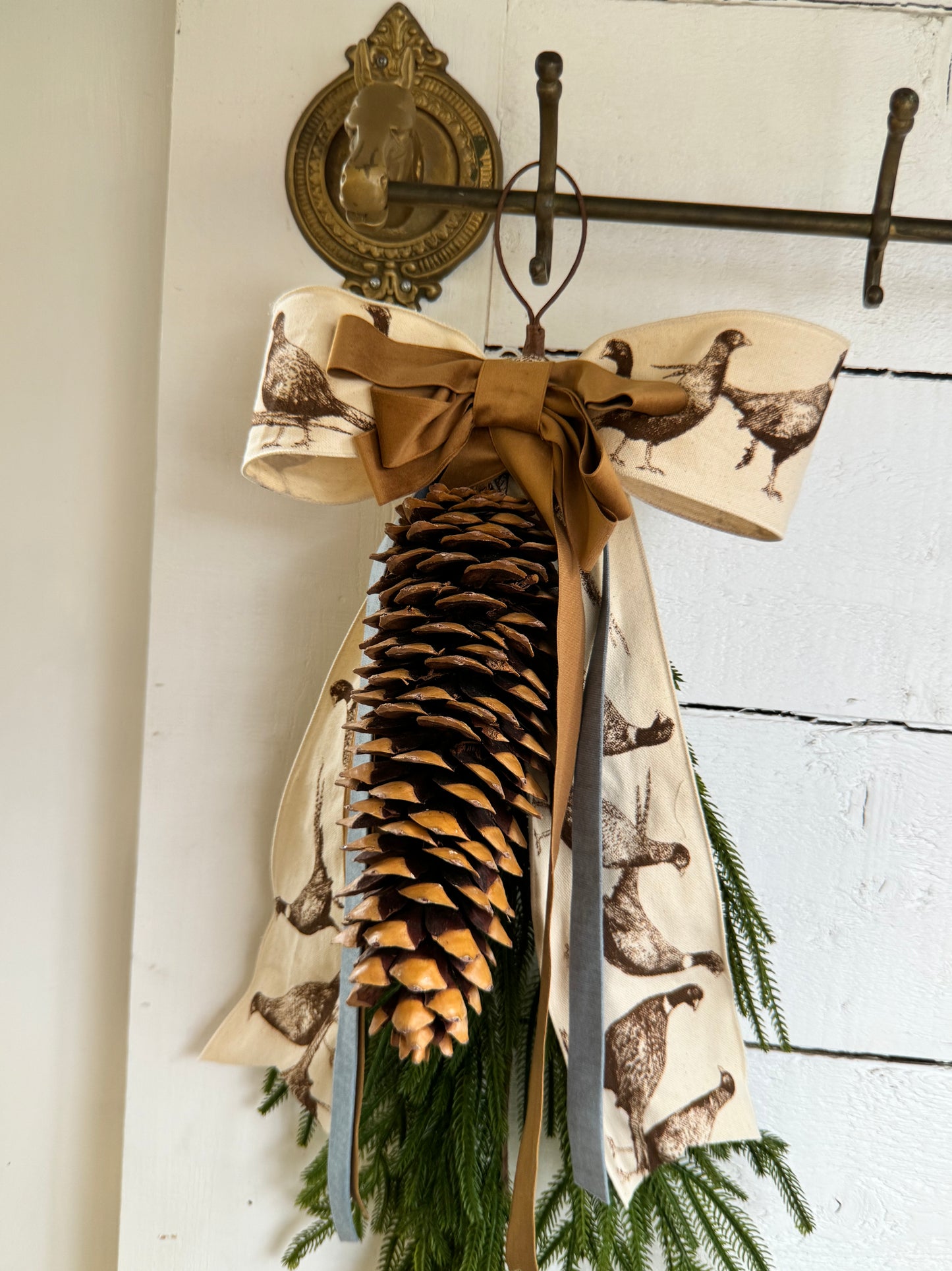 Pheasant Pinecone Swag