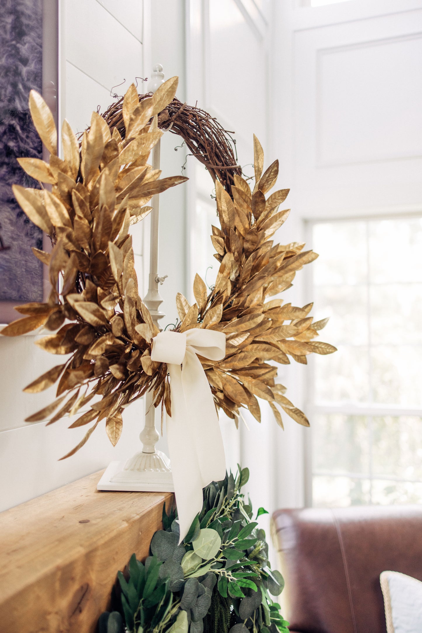Load image into Gallery viewer, The Holiday Laurel Wreath
