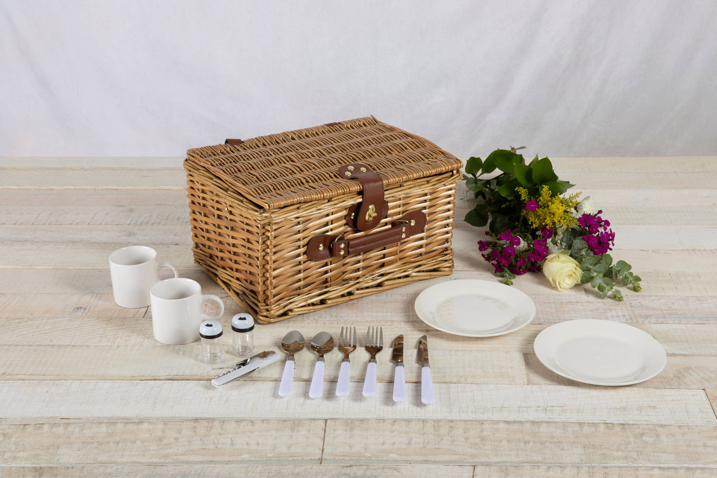 Catalina Picnic Basket: Navy Blue with Beige Pattern