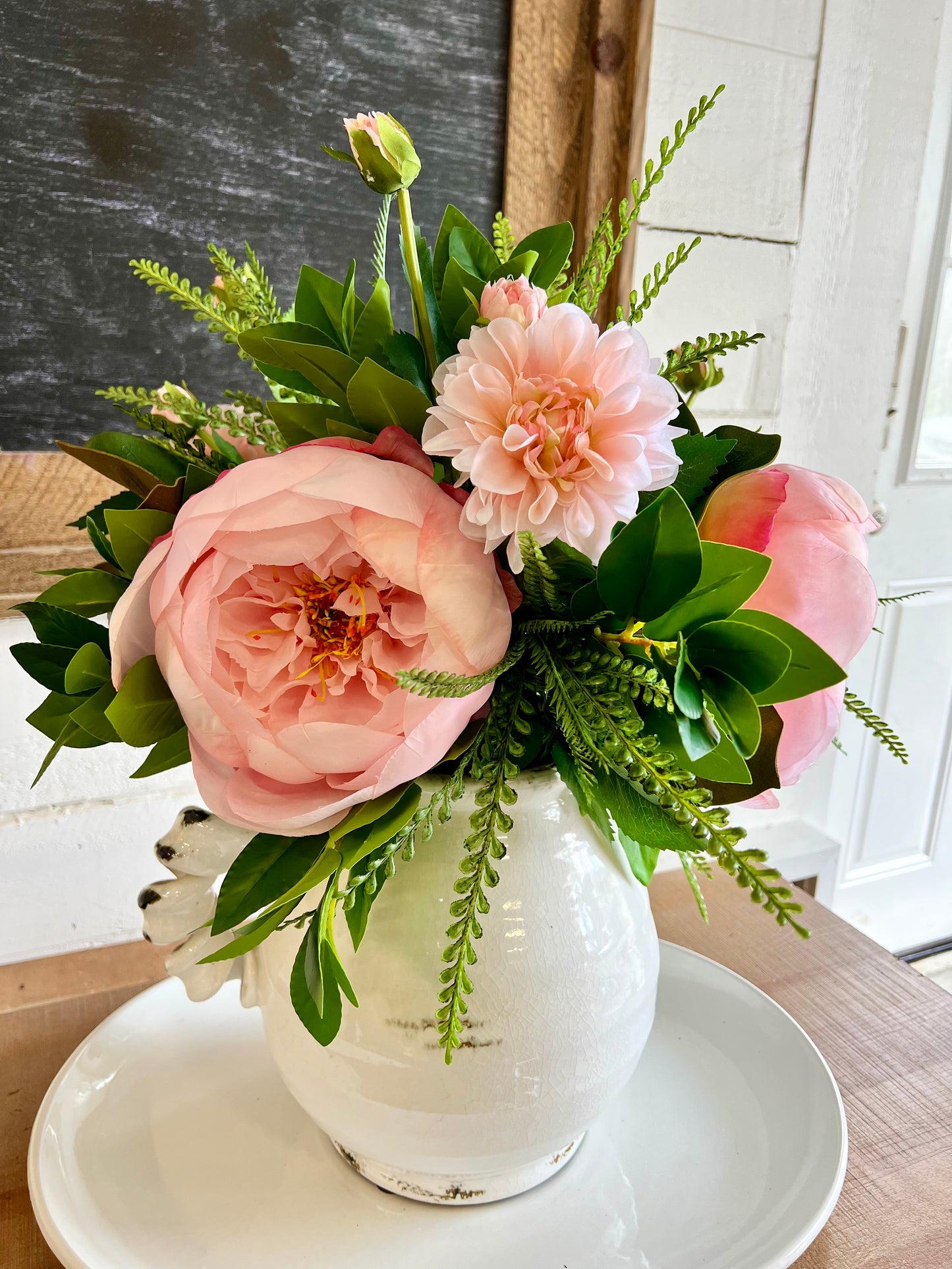 Load image into Gallery viewer, Jumbo Peony and Dahlia Bouquet

