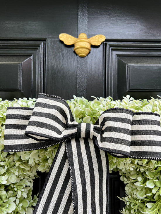 Bee Wreath Hanger (brass or pewter)