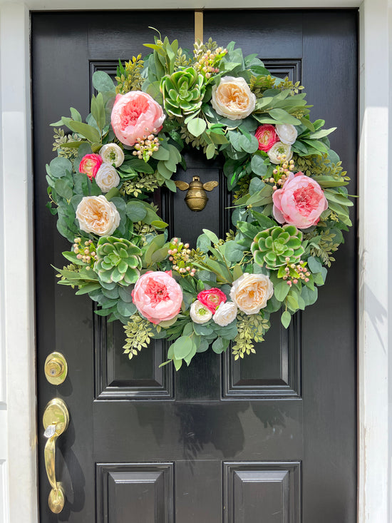 Load image into Gallery viewer, Peony, Succulent and Berry Wreath
