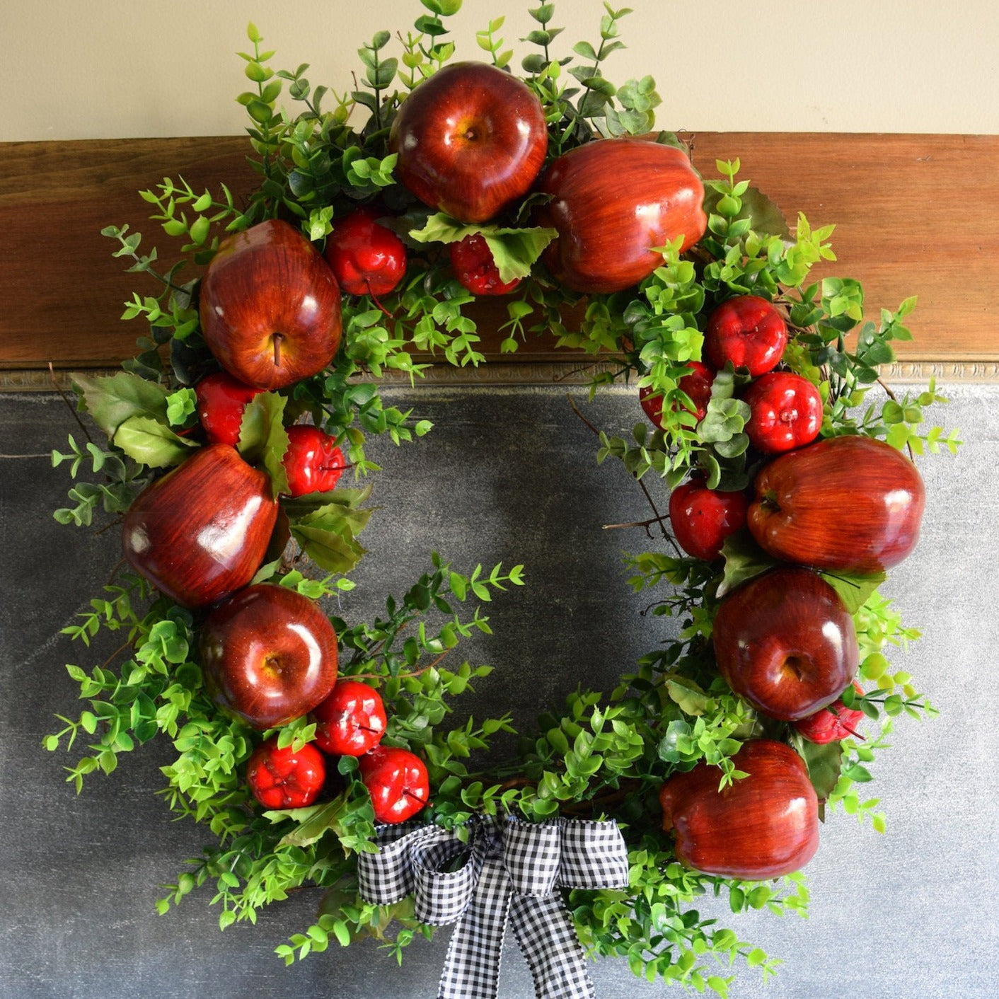 The Apple Wreath