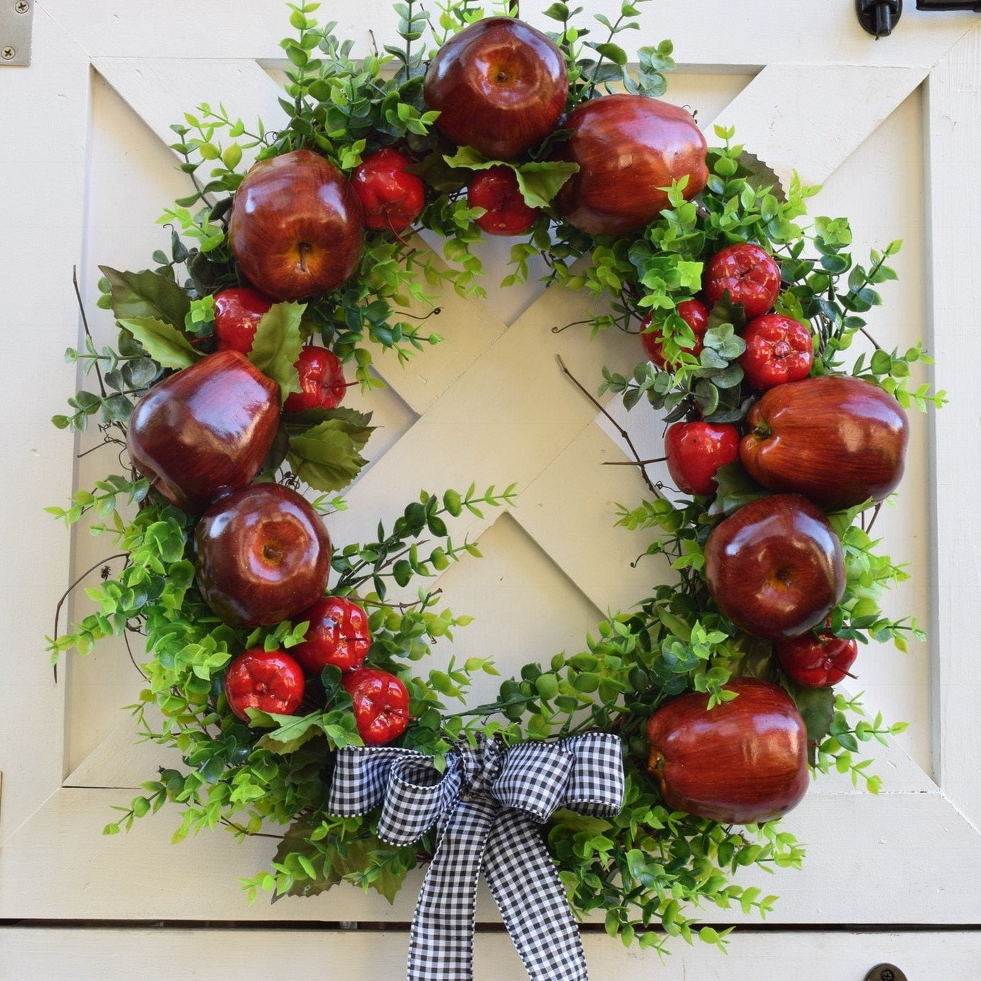 The Apple Wreath