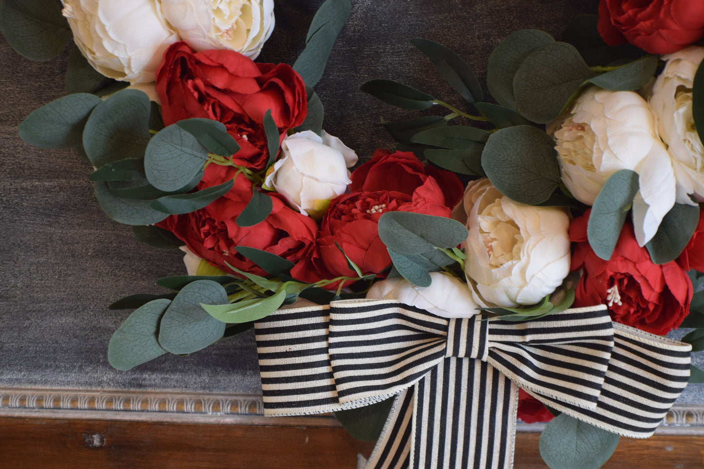 The Red and White Peony Wreath