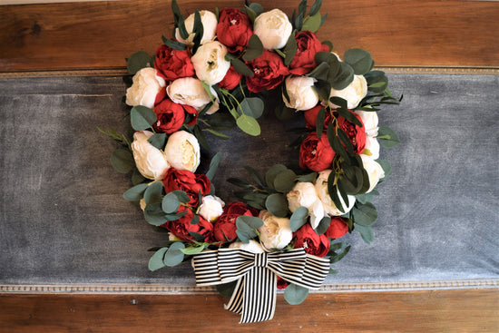 The Red and White Peony Wreath