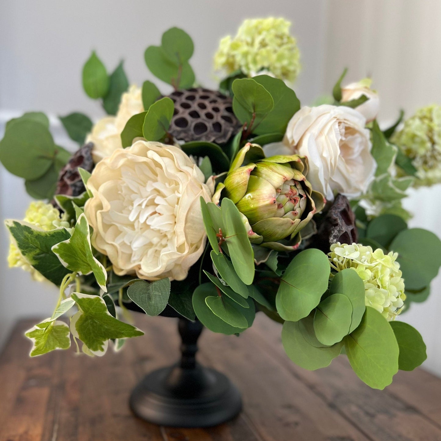 Eucalyptus flower arrangement discount